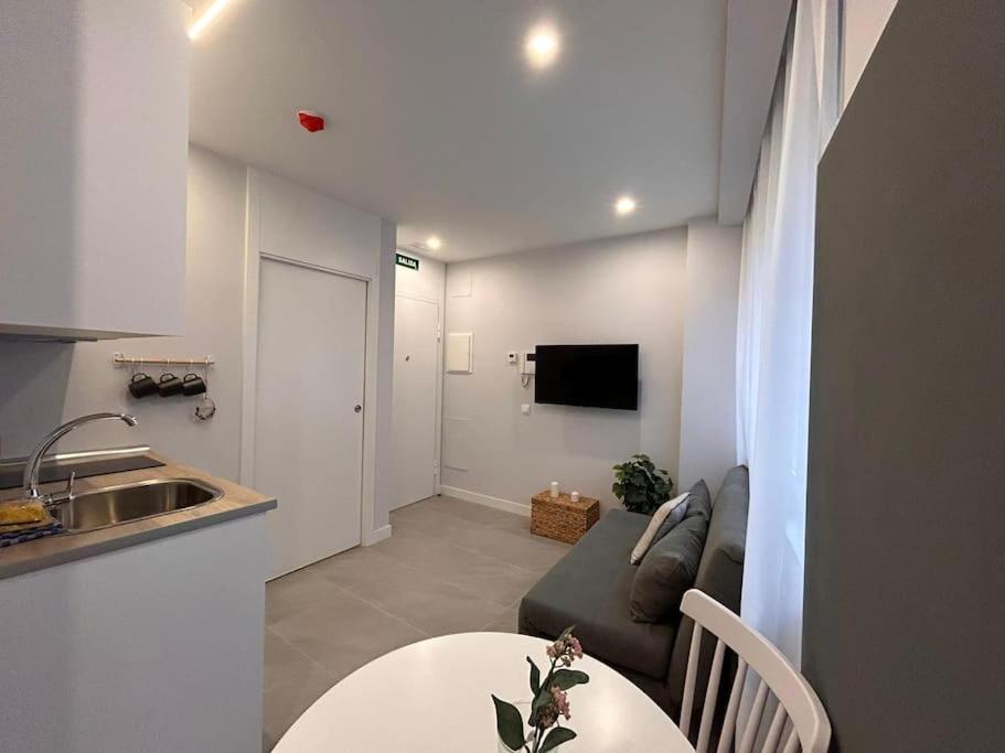 Cozy Studio In Tetuan - En 1/9 มาดริด ภายนอก รูปภาพ